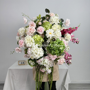 Décoration florale pour événement romantique de la Saint-Valentin, boule de fleurs blanche, verte et rose de 70 cm, centre de table, boule de fleurs en soie faite à la main - Product Image 4