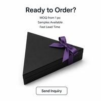 Boîte cadeau triangulaire en chocolat noir mat personnalisée avec ruban et nœud, vente en gros, livraison directe d'usine pour la vente au détail et les cadeaux