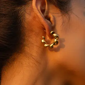 Aretas Trendy Spring 2024 Fashion Designer Twirl Ribbon C Earrings Spiral Stainless Steel Jewelry Hypoallergenic Hoop Earrings