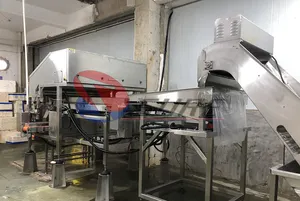 Direct Selling Shrimp Deheading Grading Peeling Machine Roller Type Shrimp Head Removing Machine For Shrimp Processing Line