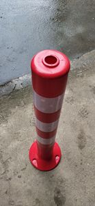 Poste Delimitador de Tráfico de Plástico de 75CM a Precio Económico - Product Image 6