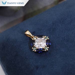 Tianyu Gems Asscher Cut Moissanite 6*6mm 1ct y Marquesa 2,5*5mm Moissanite redondo verde 14K Colgante de oro amarillo - Product Image 3