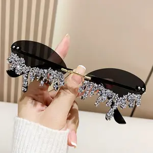 Lunettes de soleil de luxe pour femmes, petites lunettes de soleil sans monture en forme de larme, style fête punk, pour femmes, vente en gros