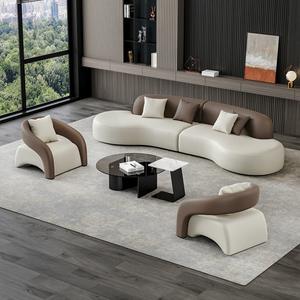 Conjunto de Sofá Curvo en Forma de S con Sillones, Tapizado en Cuero Lavable, Relleno de Espuma, para Sala de Estar - Product Image 4