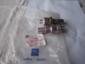Piezas Compatibles LGMC para Maquinaria Industrial 0501317160 Sensor de Velocidad Piezas de Maquinaria de Construcción Directo de Fábrica - Product Image 3