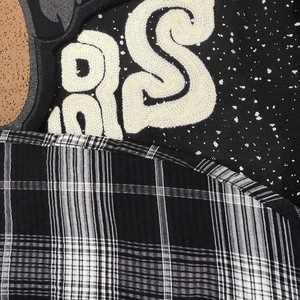 6831/Herbst-Stil Lässiges Knopfhemd mit Trendigem Markendesign Gewebt mit Hemdkragen Vorderem Logo Streetwear Büro-Outfit - Product Image 5