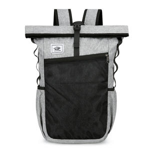 Sac à dos de sport décontracté avec logo personnalisé élégant le week-end pliable et imperméable en polyester avec fermeture à glissière pour salle de sport en plein air - Product Image 1