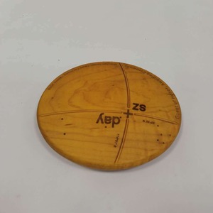 Venta directa de fábrica de trofeos de madera maciza creativos y personalizados, premios personalizables para eventos deportivos y empleados corporativos. - Product Image 2