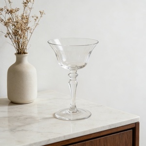 Verres à cocktail 155 ml, verres à martini à pied unique avec poignée, verres coupe à pied de qualité supérieure pour bar, restaurant et bar à domicile - Product Image 3