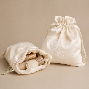 Bolsa de Seda con Cordón para Ropa, con Bordado Personalizado, para Empaque de Pijamas, Almacenamiento de Sets de Regalo y Presentación al por Menor - Product Image 1