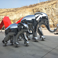 Sculpture d'éléphant en acier inoxydable forgée à la main avec finition miroir pour décoration extérieure traditionnelle et cadeau