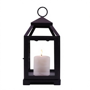 Lanterne en verre et fer de style avec une bougie à un pilier | Lanterne suspendue en fer noir | Lanterne pour la décoration de la maison | Porte-bougies pour la maison - Product Image 1