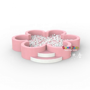 Personnalisé <span class=keywords><strong>ours</strong></span> papillon coeur fleur carré conception PVC <span class=keywords><strong>fosse</strong></span> à billes - Product Image 2