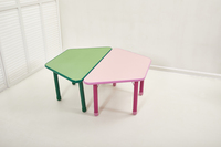 Ensemble table et chaise d'étude réglables en hauteur en plastique pour la maternelle, design incurvé, épaissi, sûr et écologique