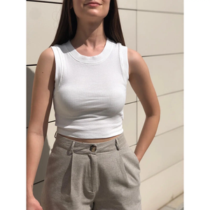 Blusa girocollo senza maniche in tessuto bianco - Product Image 3