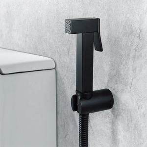 Pulvérisateur <span class=keywords><strong>de</strong></span> bidet mural carré moderne en zinc haute pression pour toilettes, pistolet <span class=keywords><strong>de</strong></span> pulvérisation Shattaf pour l'<span class=keywords><strong>hygiène</strong></span> personnelle - Product Image 1