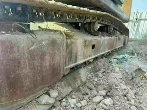 Excavatrice sur chenilles Hyundai 335LC-7 d'occasion poids en ordre de marche de 5 tonnes bon état prix raisonnable à vendre - Product Image 6