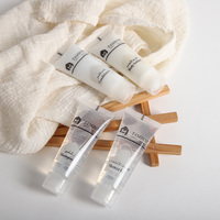 Ensemble de soins capillaires confortable et jetable, mini, personnalisé, pour hôtel, articles de toilette, personnalisé dans un sac pochette