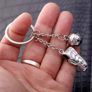 <span class=keywords><strong>2026</strong></span> creativo fútbol-mundo fútbol zapato llavero coche llavero colgante Mini hombre mujer pareja llavero - Product Image 3