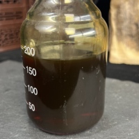 Huile Essentielle d'Oud Fermentée Saveur Moyen-Orient, Extraite par CO2 Supercritique 10.3
