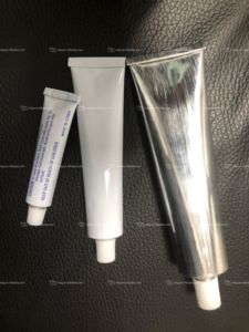 WBG 3 Oz. Graisse pour ampoules diélectriques en tube - Lubrifiant industriel certifié NSF à base d'huile - Product Image 4