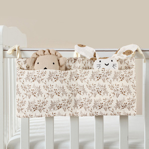 100% Algodão Musselina Berço Pendurado Organizador De Armazenamento 2 Bolsos Padrão Impresso Bebê Bedside Pendurado Saco De Armazenamento para Cribs Fralda - Product Image 1