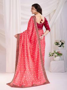 Sari de seda de trabajo de bordado bajo demanda para mujer, ropa de boda y Festival disponible a un precio asequible - Product Image 3