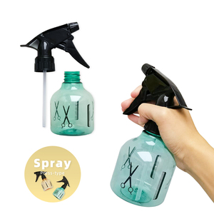 Botella de Spray de Plástico de 250 ml Fácil de Usar, Botella de Spray de Agua para Salón de Belleza con Diseño de Tijeras y Peine - Product Image 4