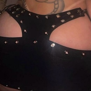 Viviblook กระโปรงเซ็กซี่แบบกลวงสำหรับผู้หญิง Z721SK01 Y2K เอวสูงชิคสำหรับผู้หญิงกระโปรงสั้นคาร์โก้ใส่ตามท้องถนนแหวนโลหะ - Product Image 2