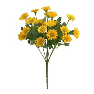 Injoy IJ049 Vente en gros de fleurs de tournesol artificielles modernes faites à la main en soie, 5 têtes, réalistes, respectueuses de l'environnement, pour Noël - Product Image 3