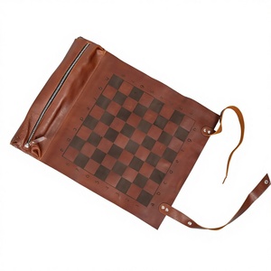 กระดานหมากรุกหนังพับได้แบบพกพา กระดานแบ็คแกมมอนแบบม้วนได้สำหรับการเดินทางระหว่างประเทศ เกมเพื่อการศึกษาและพักผ่อนสไตล์เรโทร - Product Image 3