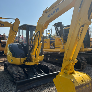 Excavatrices KOMATSU PC55 PC60 PC70 de 5, 6 et 7 tonnes, excavatrices sur chenilles d'occasion de haute qualité, à vendre - Product Image 1
