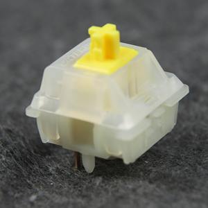 Interrupteurs <span class=keywords><strong>Gateron</strong></span> KS-3X1 Milky <span class=keywords><strong>Yellow</strong></span> V2 avec 5 broches RGB linéaires 63g tige MX pour clavier mécanique - Product Image 2