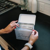 Coffret de recettes Farmhouse, boîte en métal pour garder les souvenirs, avec cartes de recettes, boîte résistante à la rouille, ensemble d'organisateur de recettes pour le comptoir de cuisine