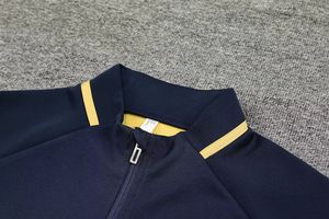 Klassieke voetbaltenues shirts retro vintage voetbalshirts thuisshirt 25/26 - Product Image 3