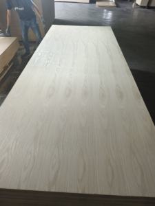 Tablero MDF de alta calidad 1220x2800mm Chapa natural Roble rojo/Nogal negro/Roble Blanco/Fresno - Product Image 2