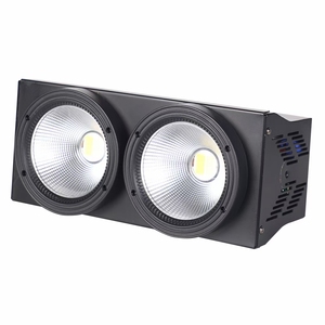 2 Stück 100W COB LED Audience Blinder Light 300W Weißes Spitzen licht DMX-Steuer modus für DJ Night Club LED-Bühnen beleuchtungs lösung - Product Image 1