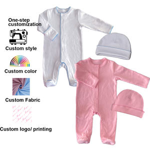 Ensemble barboteuse nouveau-né <span class=keywords><strong>personnalisé</strong></span> avec boutons cachés, barboteuse blanche unisexe avec monogramme et bordure festonnée - Product Image 5