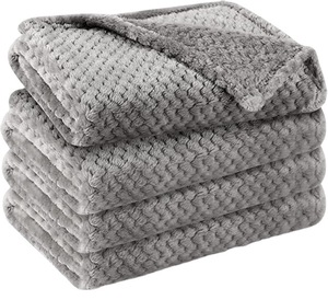 Coperta <span class=keywords><strong>per</strong></span> <span class=keywords><strong>animali</strong></span> <span class=keywords><strong>domestici</strong></span> di flanella morbida universale di grandi dimensioni <span class=keywords><strong>per</strong></span> cucciolo di cane e gatto <span class=keywords><strong>per</strong></span> dormire e lettiera - Product Image 3
