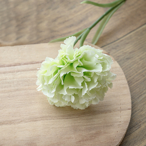 Vente en gros d'œillets simples artificiels fleurs décoratives de mariage à la maison cadeaux de fête des mères - Product Image 4