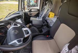Camion frigorifique DONGFENG KR de 6,8 m, 290 ch, pour le transport de marchandises fraîches, camion frigorifique de 10 tonnes pour le transport de poissons et de viandes congelés - Product Image 5