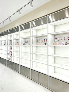Exhibidor de Productos Ecológico Personalizado con Iluminación LED para Tiendas de Juguetes B2B, Diseño y Instalación Llave en Mano, Diseño Modular - Product Image 5