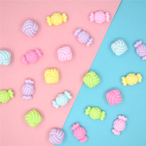 Accessoires de bijoux tendance en résine, breloques DIY en résine pour la décoration - Product Image 4