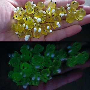 Mignon Lumineux Résine Animal <span class=keywords><strong>Canard</strong></span> Axolotl Tortue Miniatures Charmes Rougeoyant Licorne Dauphin Lapin Poisson Figurine Statue Décorations - Product Image 4