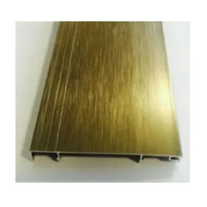 Plinthe décorative en aluminium T5 Profil de plinthe d'angle flexible avec service de coupe Profil de nez en aluminium - Product Image 6