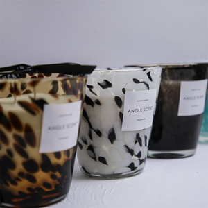 Vente en gros label privé cadeau bougie tasse en verre soufflé à la main parfum personnalisé 2 mèches de bougies parfumées en cire de soja - Product Image 5