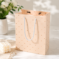 Sac cadeau blanc à pois avec poignée en corde blanche, papier de luxe pour mariage et affaires, logo personnalisé disponible