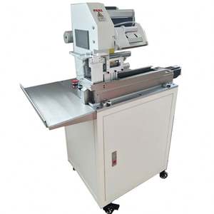 Machine de chargement d'étiquettes de drapeau Machine d'étiquettes pliantes d'autocollant de câble - Product Image 1