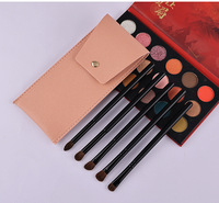 Ensemble de pinceaux pour fard à paupières en crin de cheval Pinceaux de maquillage pour les yeux en poils d'animaux Ensemble de pinceaux pour ombre à nez Offre Spéciale 5 pièces Sac de fond de teint Opp