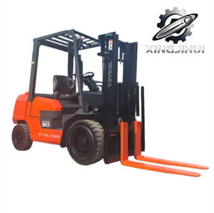 Chariot élévateur TOYOTA FDZN30 3 tonnes d'occasion, moteur 1DZ-2, machine d'occasion, alimenté au carburant, 3000 kg, provenance Japon. - Product Image 1